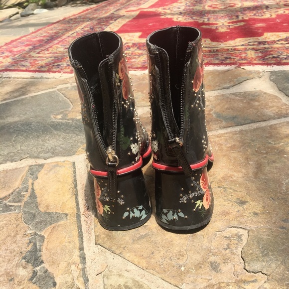Zara floral black booties👢👢 - Picture 3 of 4